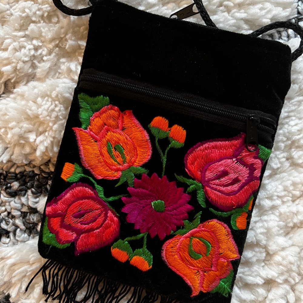 Still a Rose Crossbody
